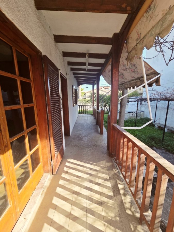 Maison à Vendre centre Erétria Cs2026-132 (1)