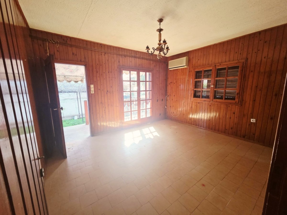 Maison à Vendre centre Erétria Cs2026-132 (13)