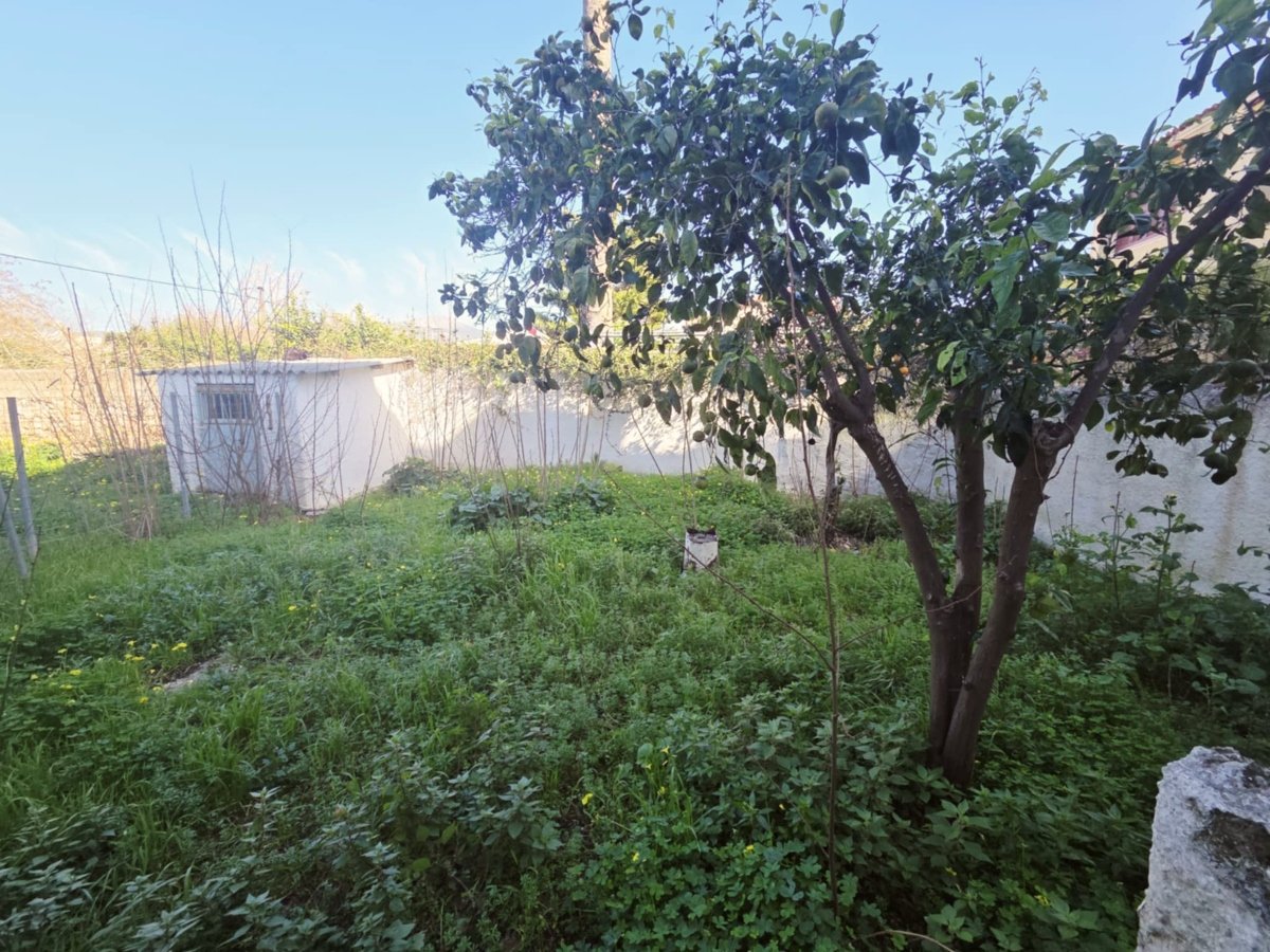 Maison à Vendre centre Erétria Cs2026-132 (14)