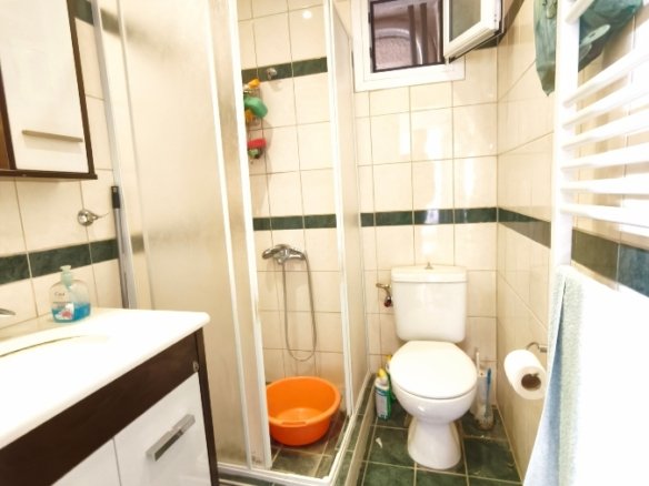 For Sale Family home steps from the sea – Eretria