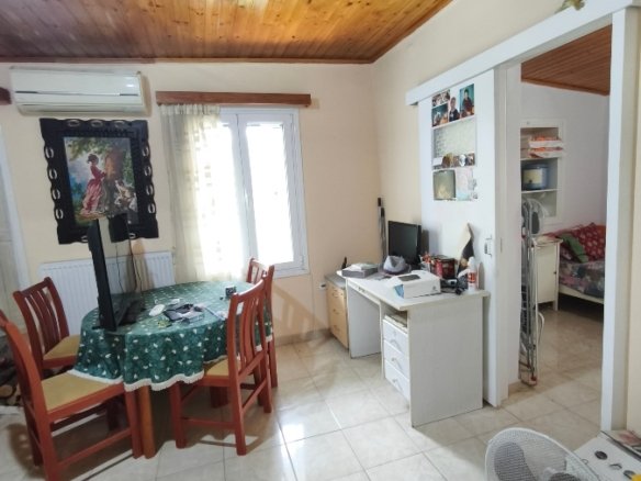 For Sale Family home steps from the sea – Eretria