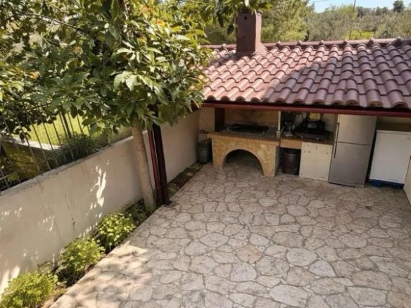 For sale: An exceptional complex of two independent maisonettes in Eretria
