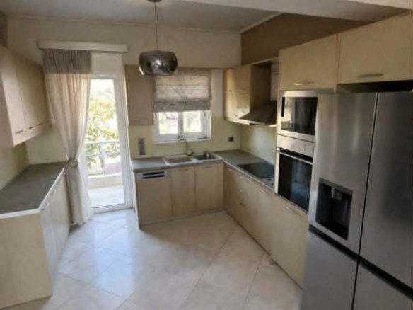 For sale: An exceptional complex of two independent maisonettes in Eretria