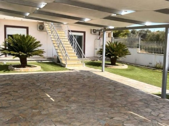 For sale: An exceptional complex of two independent maisonettes in Eretria