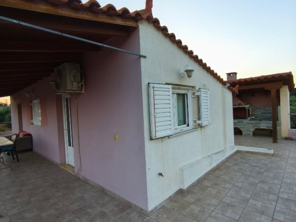 Residential Property Complex for Sale in Lefkandi, Evia