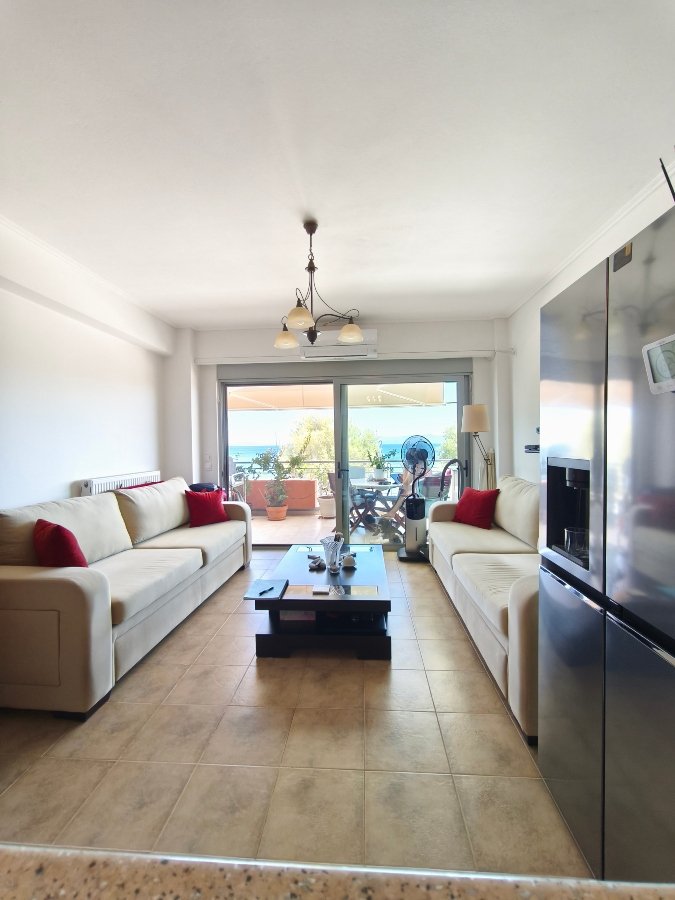 Apartment front de Beach for sale – Lefkandi