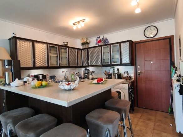 Apartment front de Beach for sale – Lefkandi