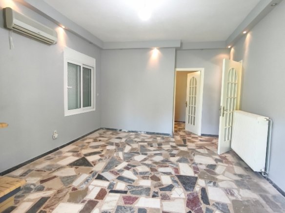 Residential Property on a 450 sq.m. Corner Plot
