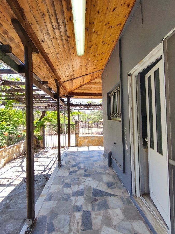 A VENTRE ERETRIA ,MALAKONDA (10) Residential Property on a 450 sq.m. Corner Plot