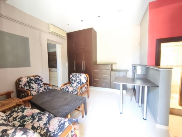 Residential Property on a 450 sq.m. Corner Plot