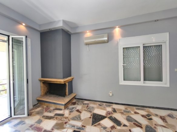 Residential Property on a 450 sq.m. Corner Plot