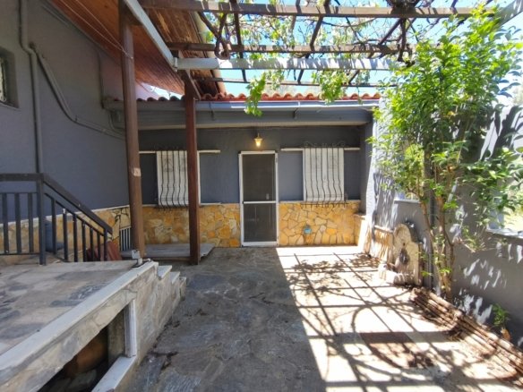 Residential Property on a 450 sq.m. Corner Plot