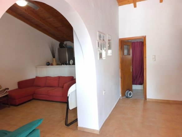 Two Independent Residences on a 740 sq.m. Plot – Lefkandi