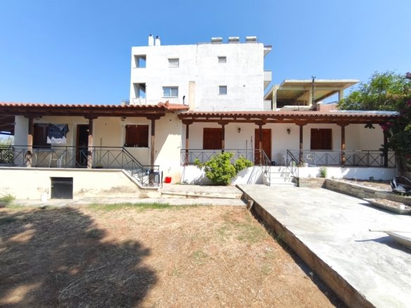 Two Independent Residences on a 740 sq.m. Plot – Lefkandi