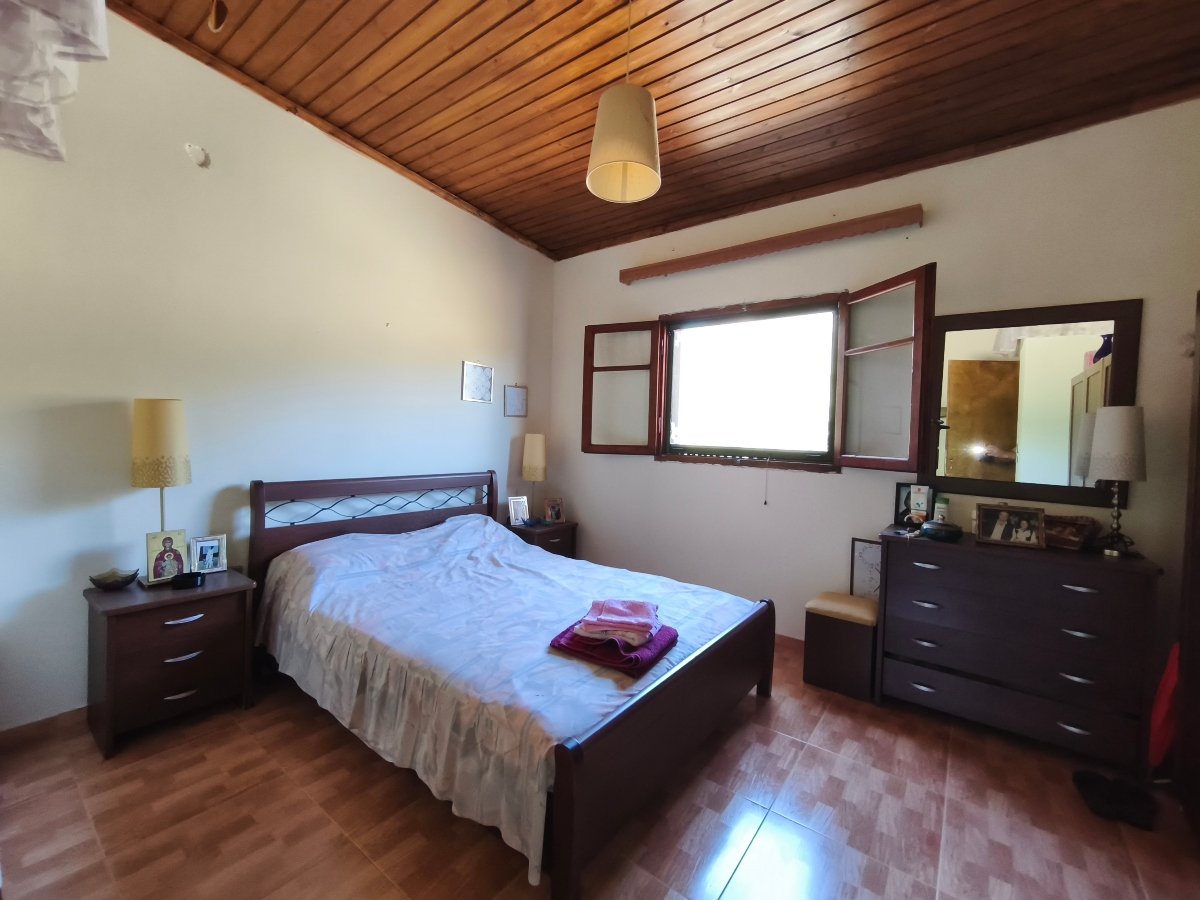 VENTRE A ERETRIA SEA VIEW,TERRAIN (3) House with Unobstructed Sea Views – Eretria