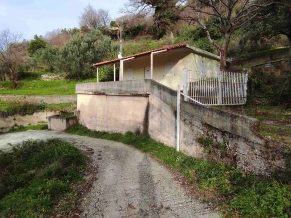 House with Sea Views – Kalianoi, Marmari
