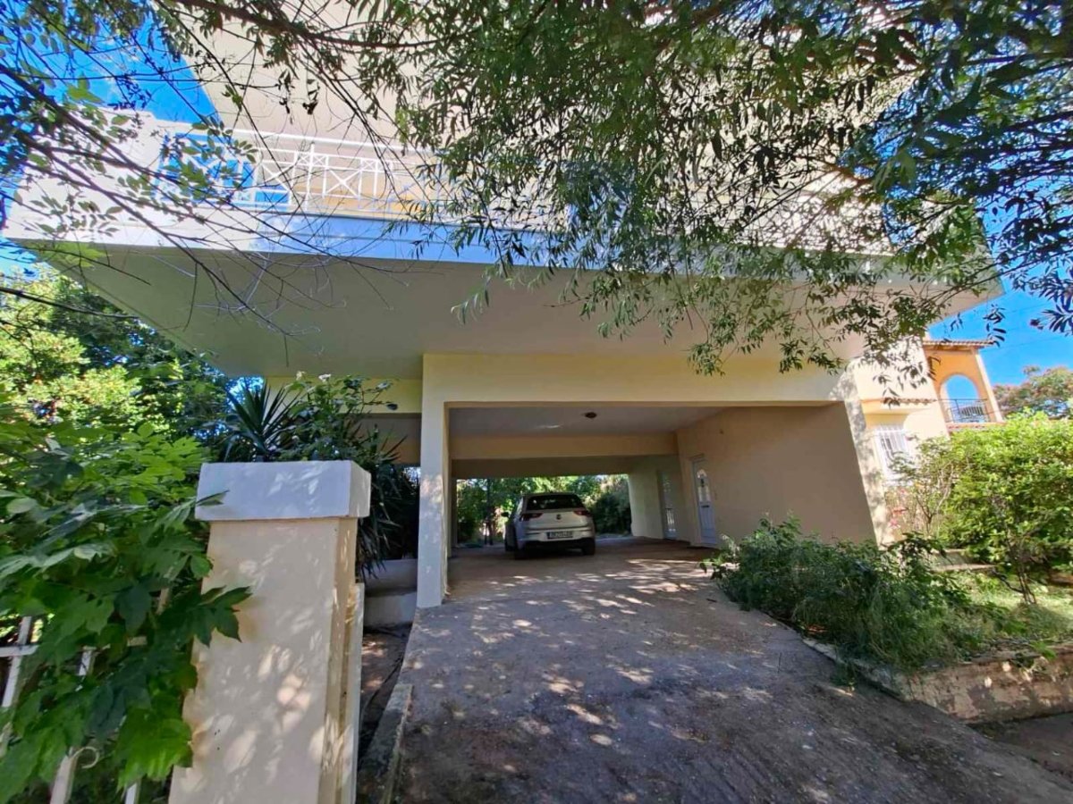 A VENTRE CAPSUN ERETRIA ,LEFKADI (12) Detached house For Sale – Lefkandi, Evia