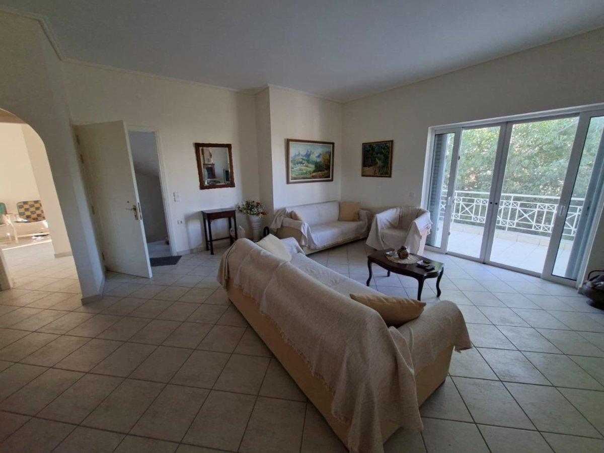 A VENTRE CAPSUN ERETRIA ,LEFKADI Detached house For Sale – Lefkandi, Evia