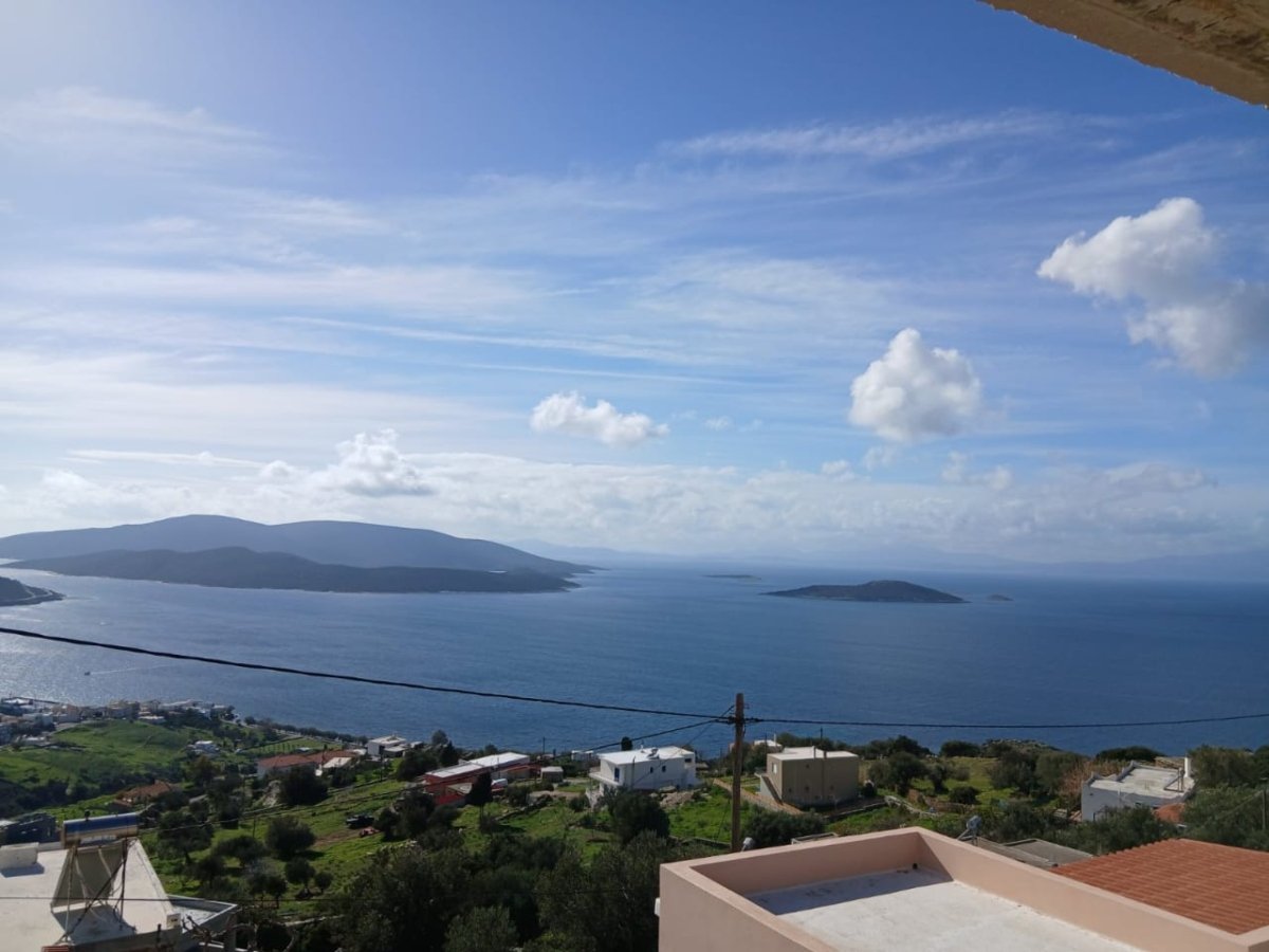 A VENTRE CAPSUN ERETRIA,MARMARI Propriété avec un potentiel de développement ultérieur – Marmari, Evia