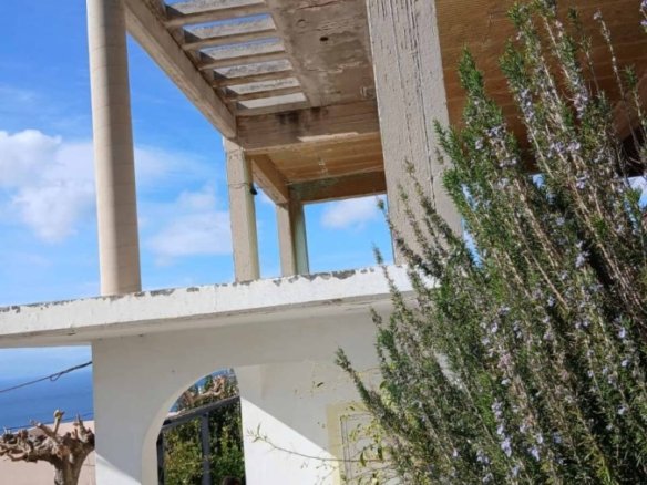 Propriété avec un potentiel de développement ultérieur – Marmari, Evia