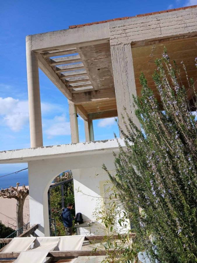 A VENTRE CAPSUN ERETRIA,MARMARI (4) Propriété avec un potentiel de développement ultérieur – Marmari, Evia