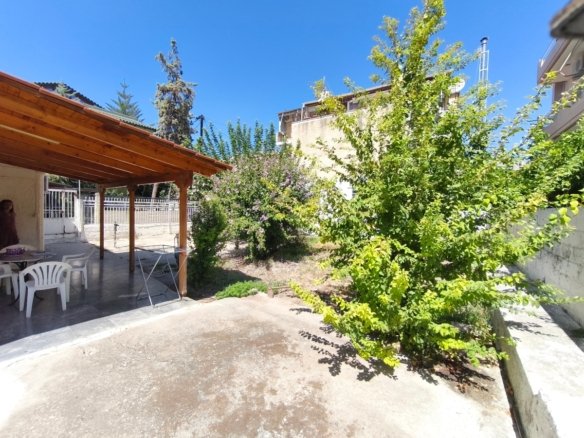 Ground-Floor Residence 67.5 sq.m. on a 298 sq.m. Plot in Amarynthos