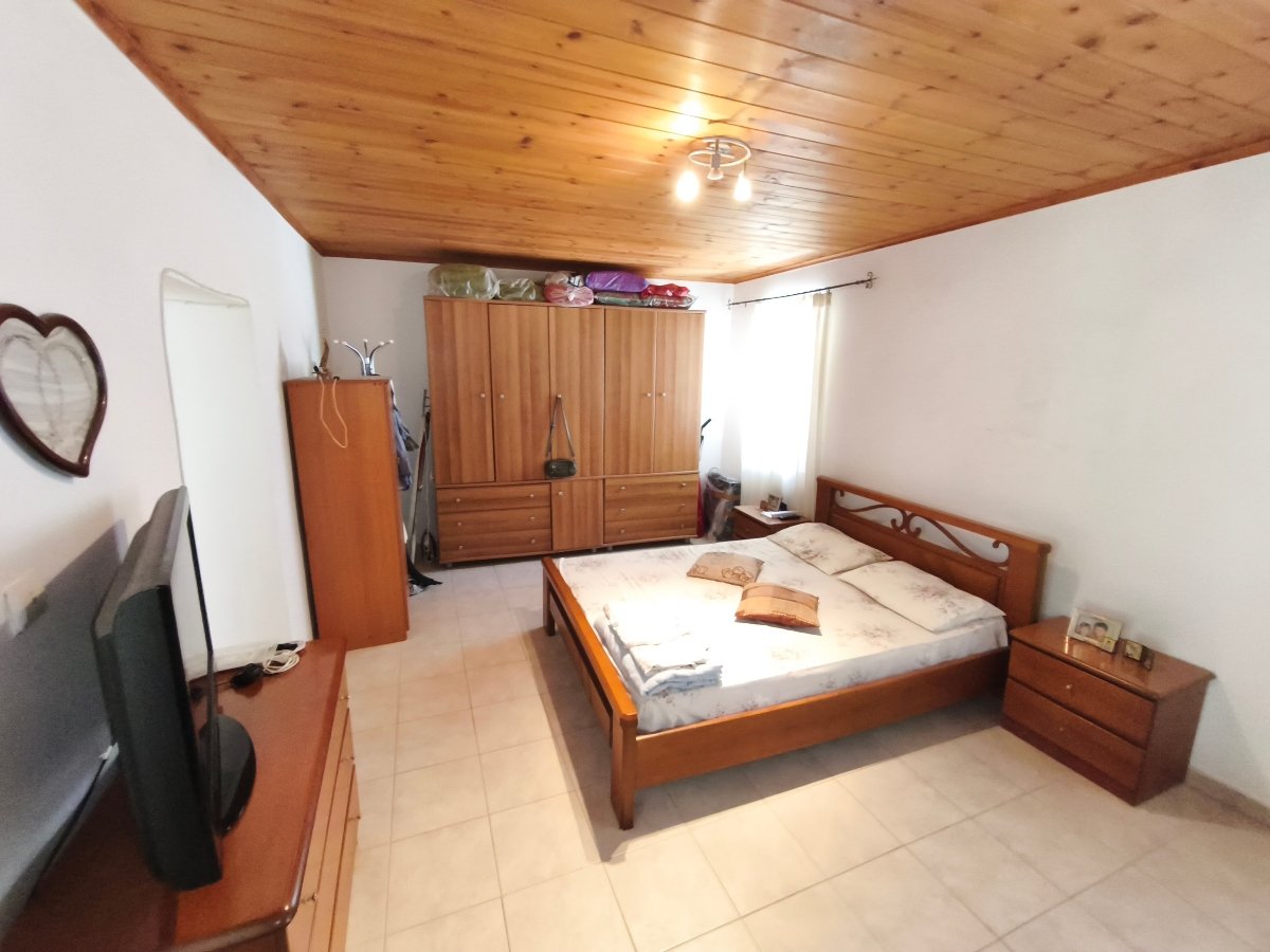 Ground-Floor Residence 67.5 sq.m. on a 298 sq.m. Plot in Amarynthos