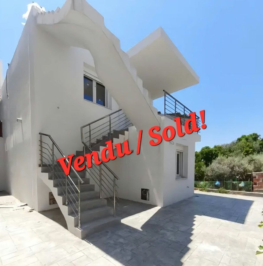 Appartement for sale Erétria cs2023-104 For Sale – Apartment with Private Balcony in the Heart of Eretria