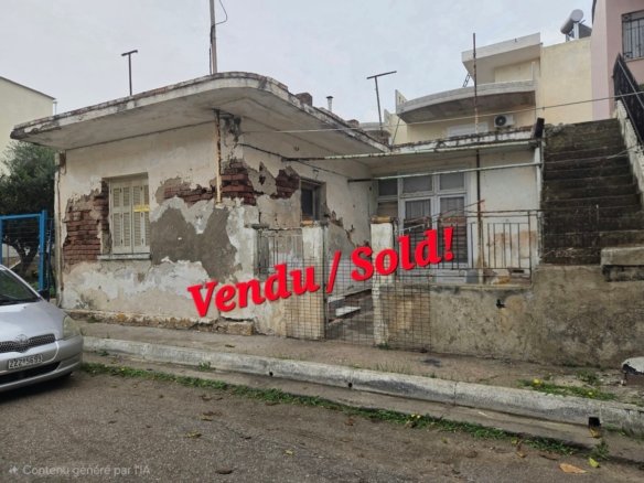 House 20 m from the sea for Sale ( TO RENOVATE) – Amarynthos