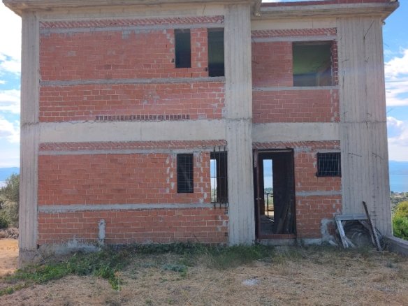 Detached House / Maisonette in Malakonta, Eretria