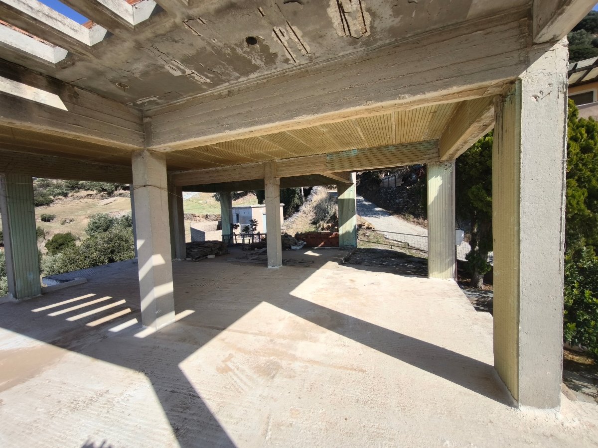 MAISON À VENDRE À MARMARI,CAPSUN ERETRIA (8) Propriété avec un potentiel de développement ultérieur – Marmari, Evia